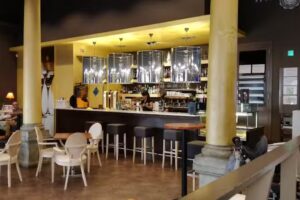 17100 CAF&Egrave; & COPES