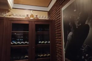 1959 Caf&eacute; Bar