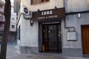 1982 Birres & Burgers