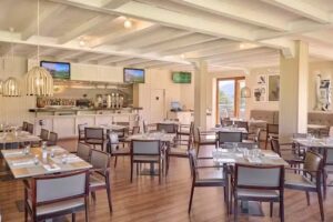 37 Spike & Sports Bar