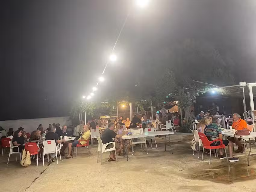 A.VV. EL PUERTO PESQUERO