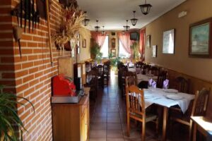 Abeto Rojo Bar-Restaurant