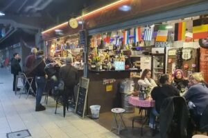 Aitana&rsquo;s Corner Bar (Mercat Central)