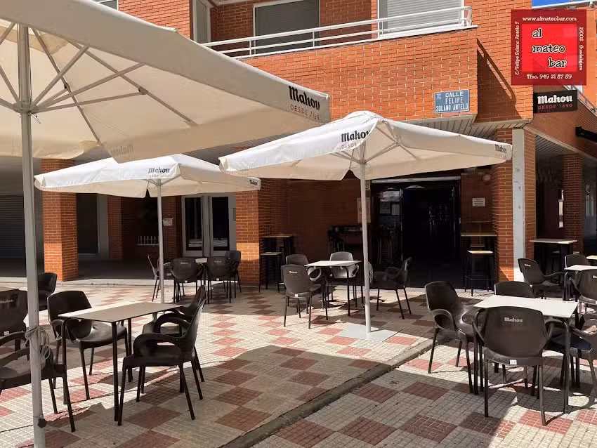Al Mateo Bar
