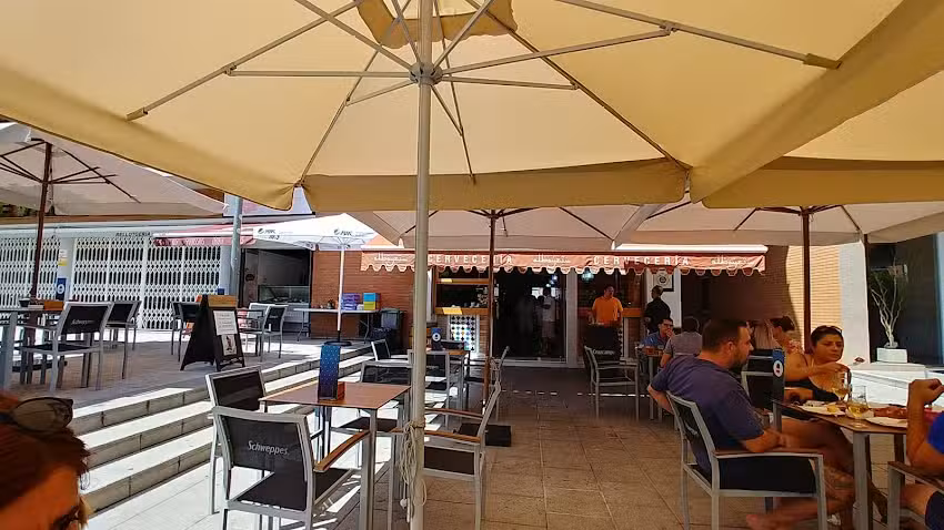 Albayz&iacute;n Cervecer&iacute;a