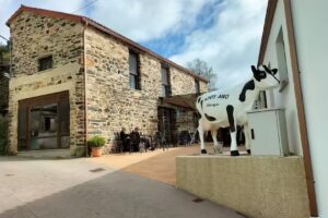 Albergue Monte Aro .- 2&ordf; etapa camino a Finisterre