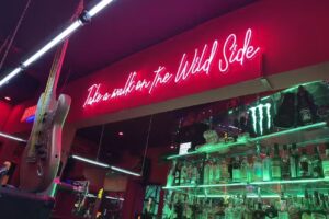 ALGO SALVAJE ROCK BAR