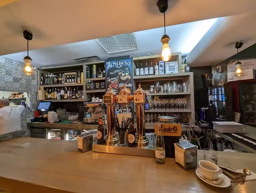 ALMIJARA CASUAL BAR | RESTAURANTE | M&Aacute;LAGA