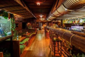 Aloha, Tiki Bar, Cocteler&iacute;a Hawaiana