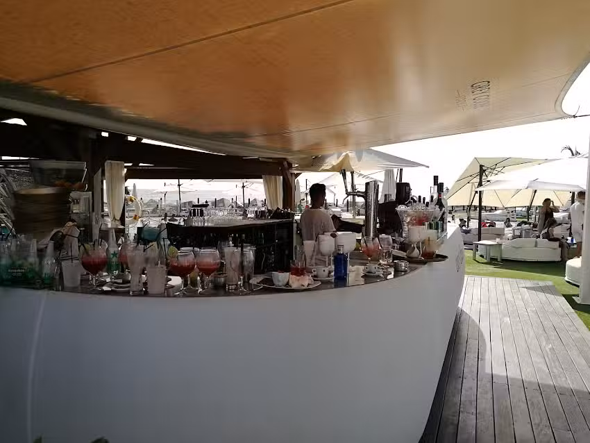 Amadores Beach Club