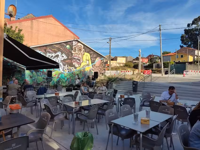 Ambigu d&rsquo;elvi&ntilde;a