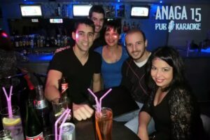 Anaga 15 Pub&Karaoke
