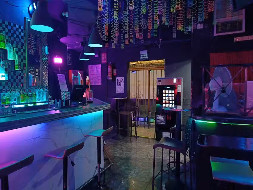 Anderson Gay Pub & Show Bar