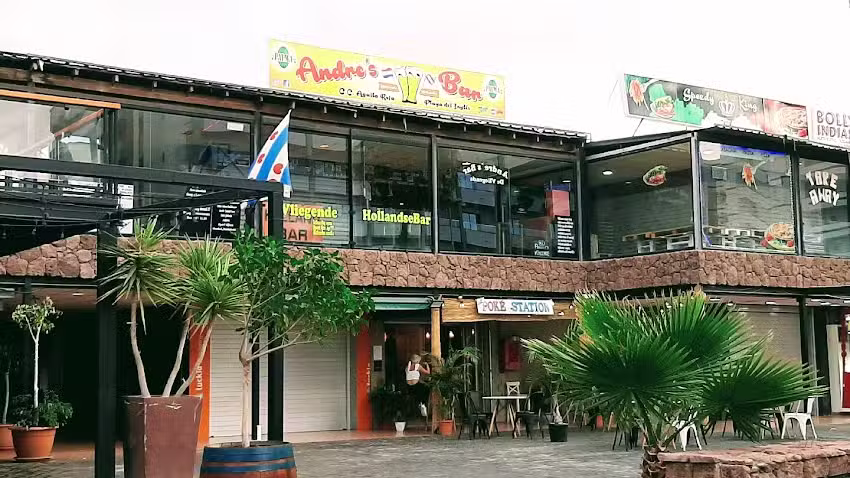 Andre&rsquo;s Bar de Vliegende Hollander