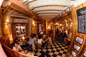 Antig&uuml;edades Bar de Tapas