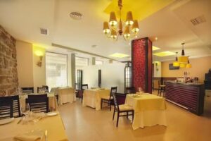 Antique Restaurante y Tapas