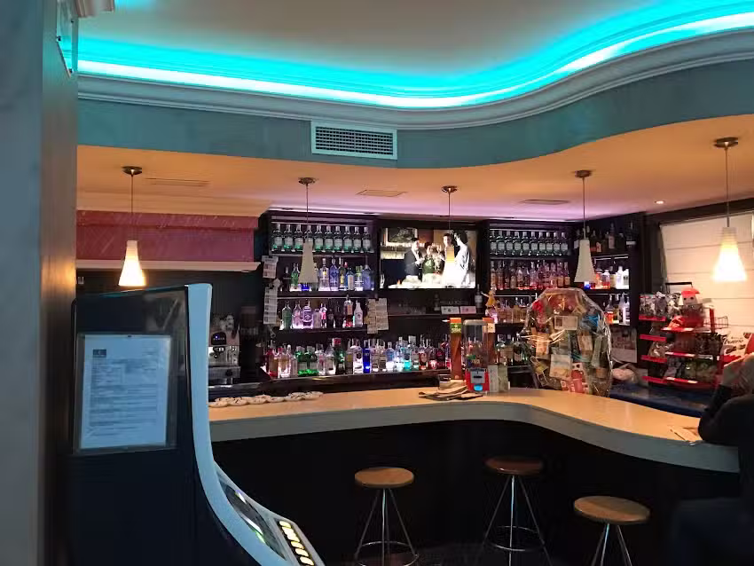 AQUANOVA Coffee Drinks Snacks