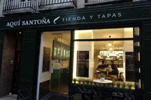 Aqu&iacute; Santo&ntilde;a &ndash; Tienda y Tapas