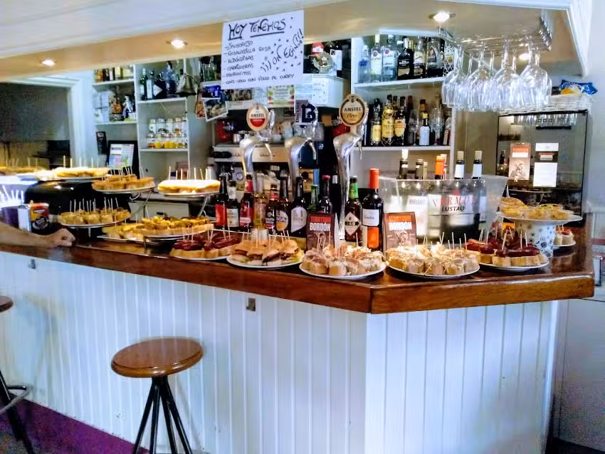 Arantxa Bar Caf&eacute;