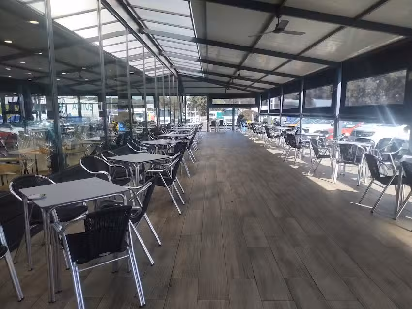 &Aacute;rea de servicio Quint&aacute;ns