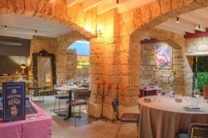 Arlequin Restaurant & Cocktail Bar