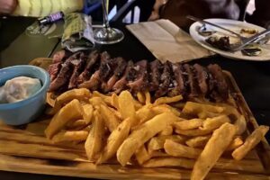 Asador Los Ni&ntilde;os &ndash; Comer y Beber en El Palo