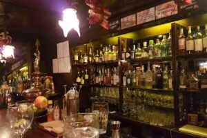 Ascensor Cocktail Bar