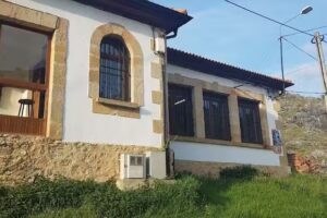 Asociacion cultural Amigos de las Tuerces / Teleclub