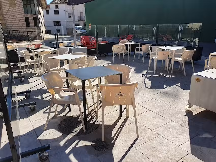 Asociacion Milexia Bar publico