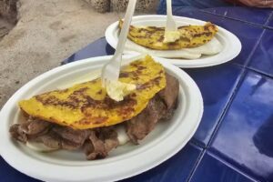 Auto Bar El Arco De Tajao