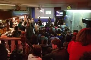 &Aacute;valon Caf&eacute;