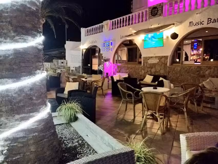 Ayashe Lounge & Sound