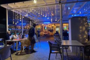 Baily Bar Playa Blanca