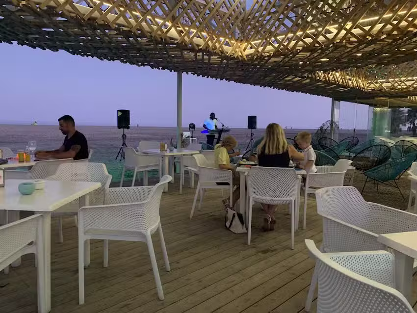 Bamb&uacute; Beach | Motril