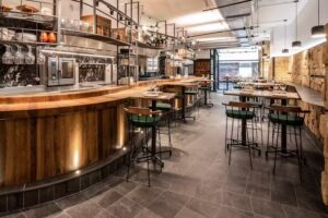 Bamb&uacute; Tapas y Brasas