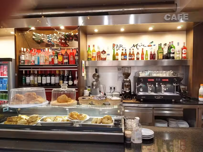 Bar