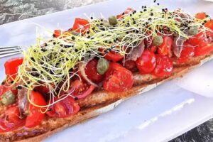 Bar 2 Lunas (Club de Tenis Mah&oacute;n)