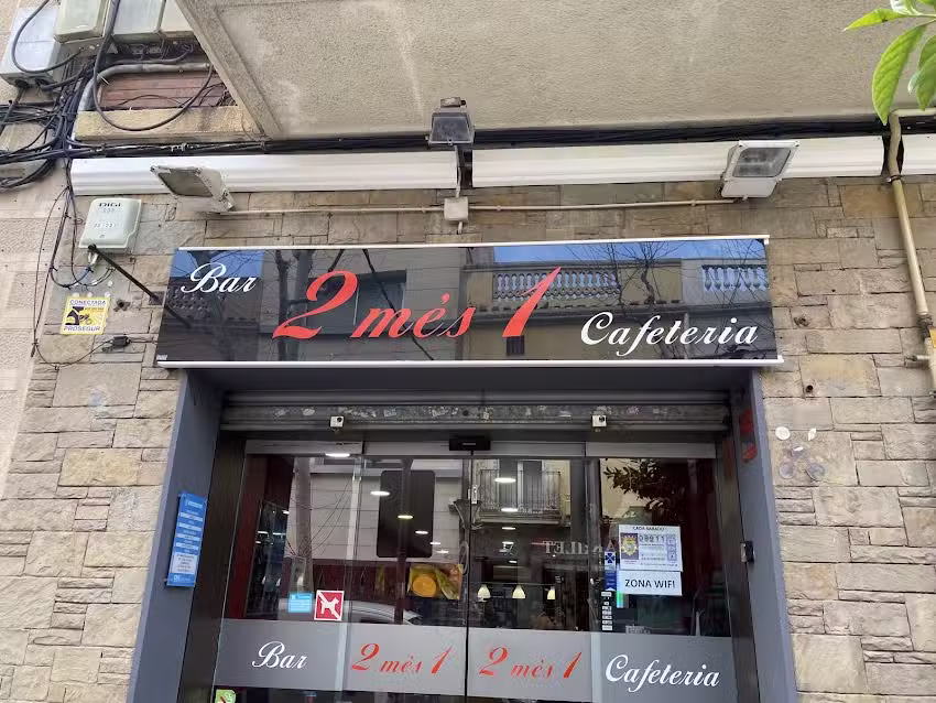 Bar 2 M&eacute;s1 Cafeteria