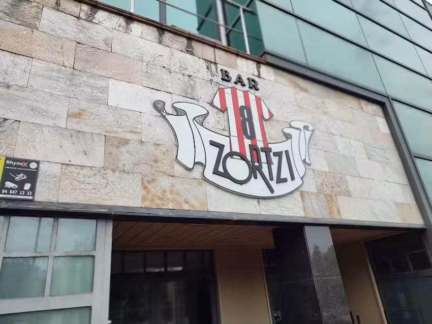 Bar 8 Zortzi
