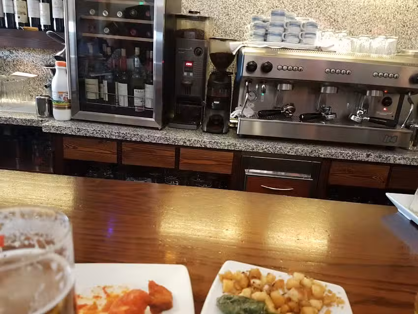 Bar Ag&uuml;ita Sal&aacute;