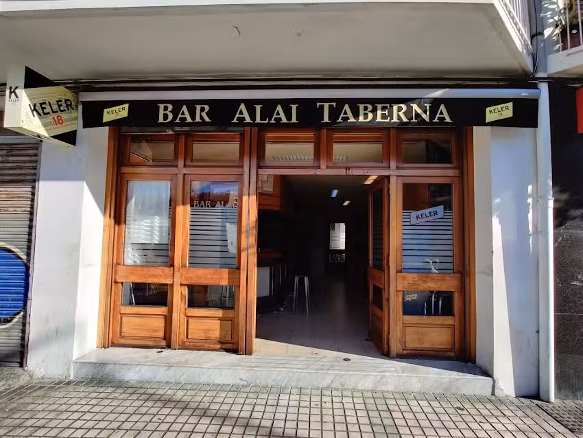 Bar Alai