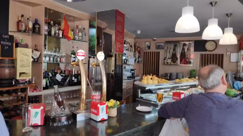 Bar Alc&aacute;ntara