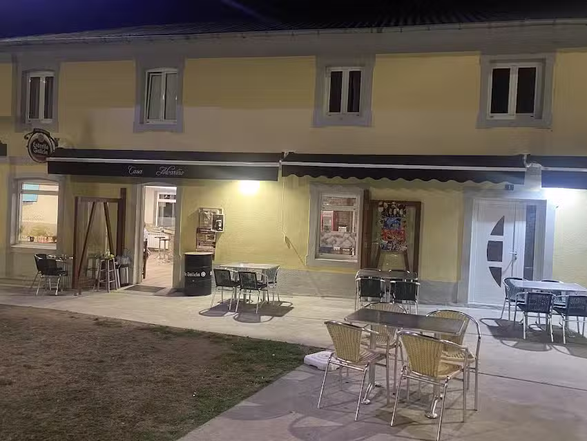 Bar Alvari&ntilde;o