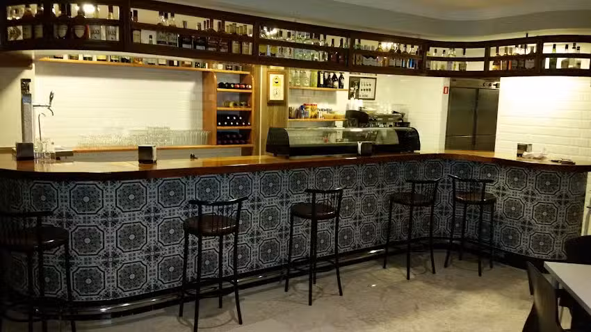 Bar A&ntilde;&oacute;n