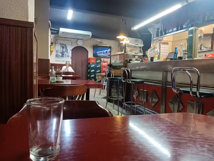 Bar Ant&ograve;nia