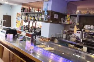 BAR ARIZONA, CAFETER&Iacute;A