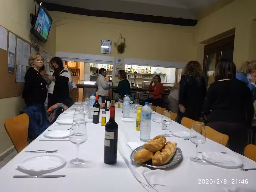 Bar asociaci&oacute;n las escuelas