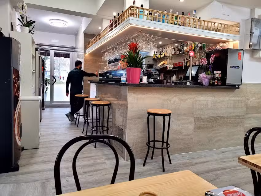 BAR ATL&Agrave;NTIDA