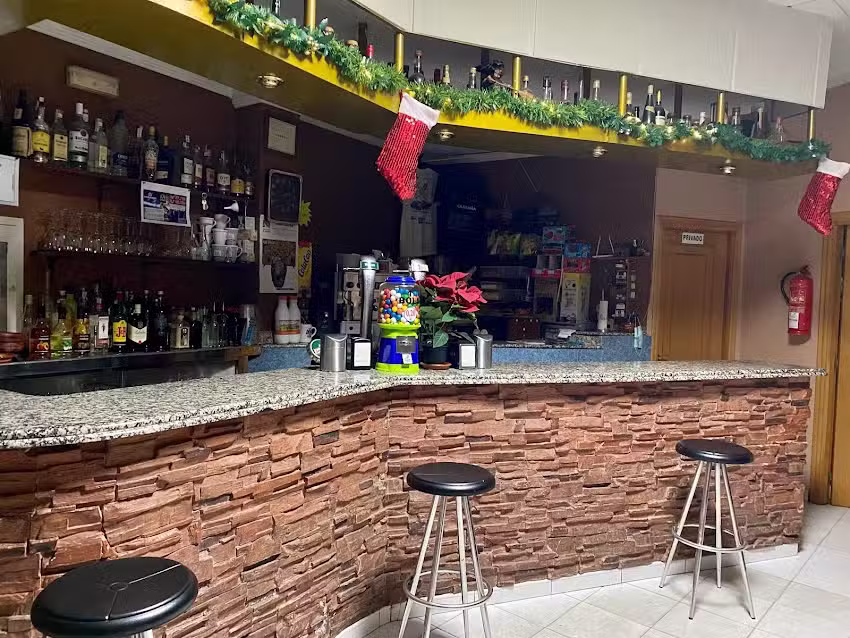 Bar Ba&ntilde;ado