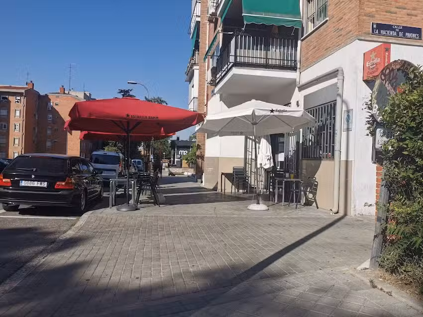 Bar Bl&aacute;zquez 204